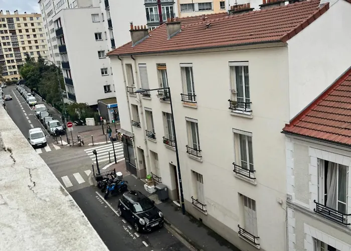 L\'Ideal A 2 Pas De Paris Et Du Metro Dhhimmo