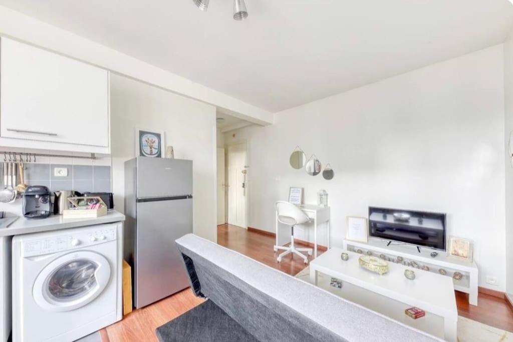 L'ideal A 2 Pas De Paris Et Du Metro Dhhimmo Apartment Vanves